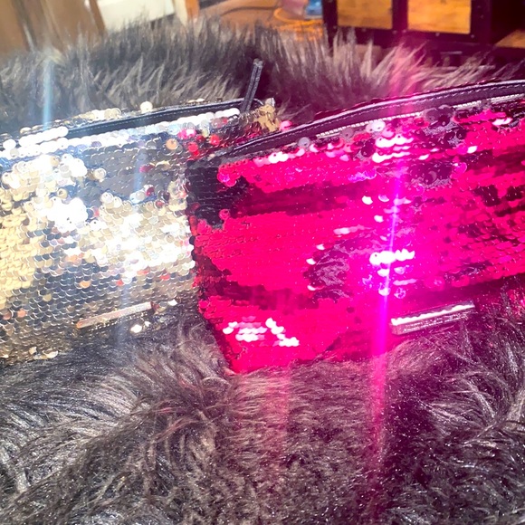 Bag - Picture 1 of 6